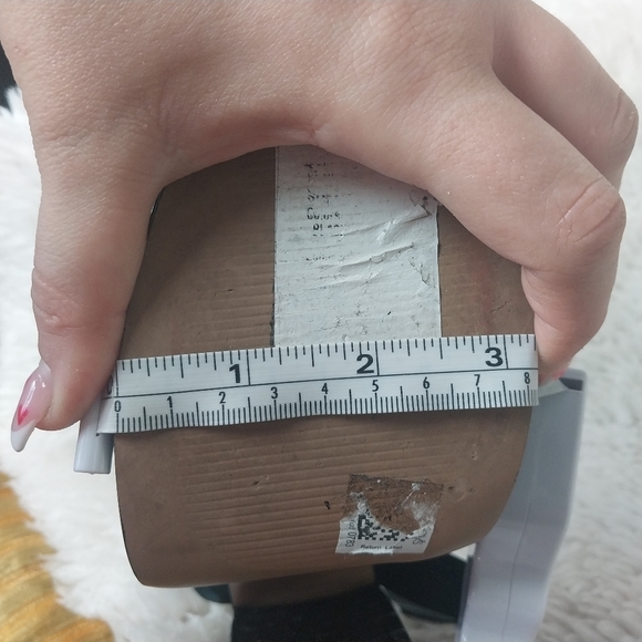 Kenneth Cole New York Dolly Platform Sandals - Picture 12 of 14